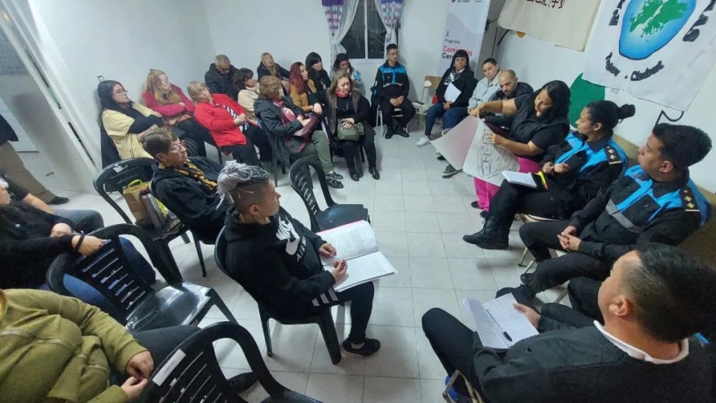 Provincia coordinó en Trelew un nuevo encuentro del Programa «Comisarías&nbsp;Cercanas»