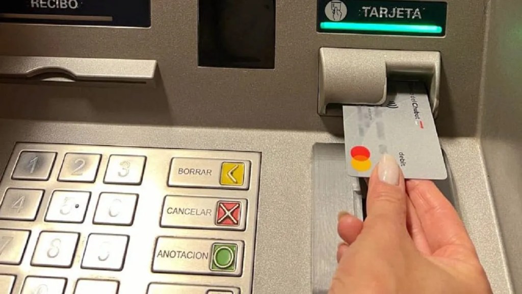 Torres anunció que el miércoles 5 de junio se depositarán los sueldos a todos los empleados públicos&nbsp;provinciales