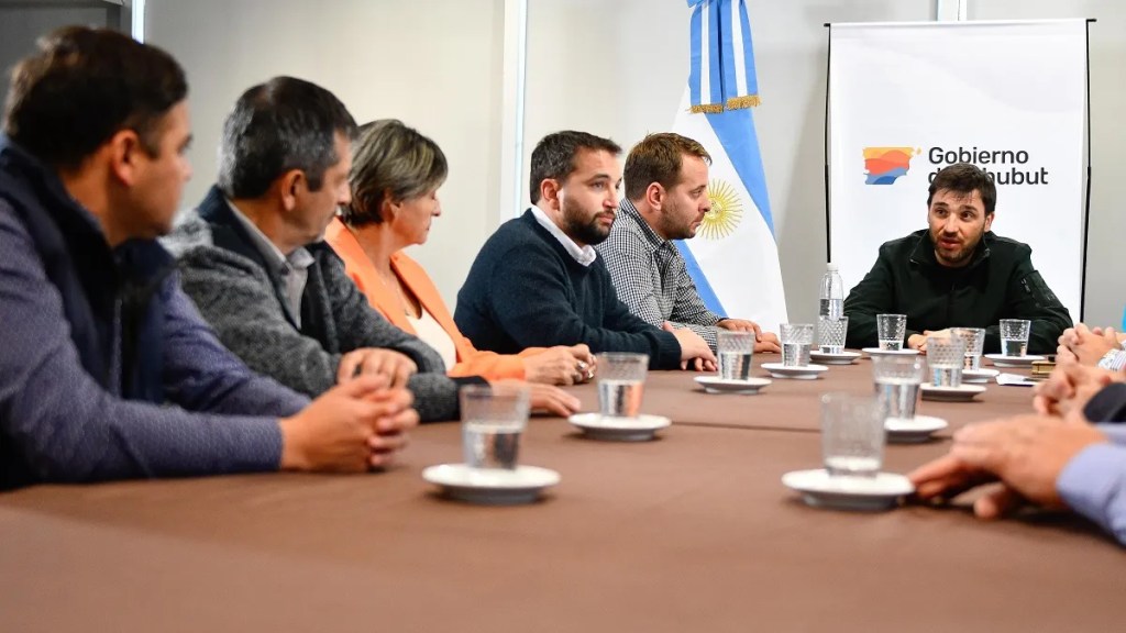 Torres e intendentes reclamaron a Nación el mantenimiento de la Ruta N°&nbsp;40