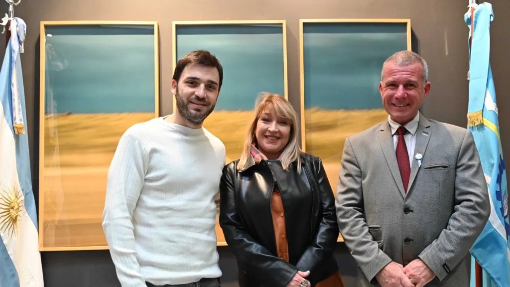 Torres se reunió con James, quien se comprometió a adherir a la Ley de Promoción&nbsp;Turística