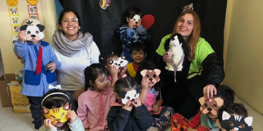 Veterinaria Municipal realiza charlas sobre la tenencia responsable de canes y felinos en Jardines de Infantes de&nbsp;Rawson