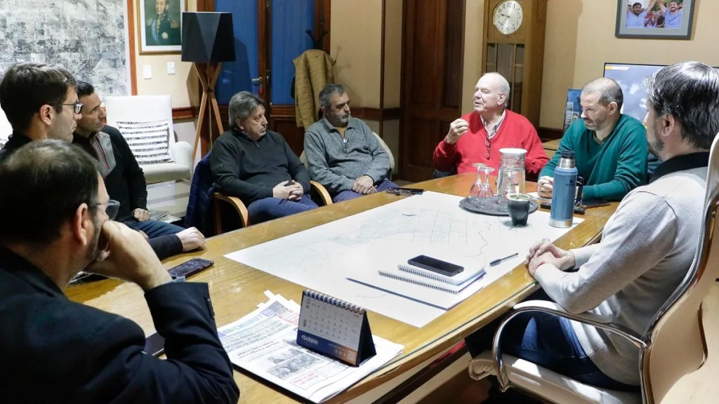 Provincia planifica proyecto de construcción de viviendas sustentables en Trelew junto a la&nbsp;Municipalidad