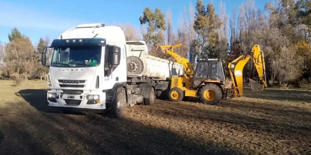 Ambiente avanza con trabajos de limpieza urbana en distintos puntos de&nbsp;Rawson