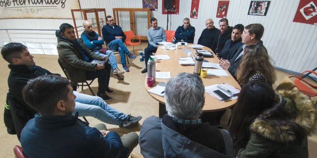 Biss se reunió con representantes de organismos del Valle para fortalecer la producción&nbsp;agropecuaria