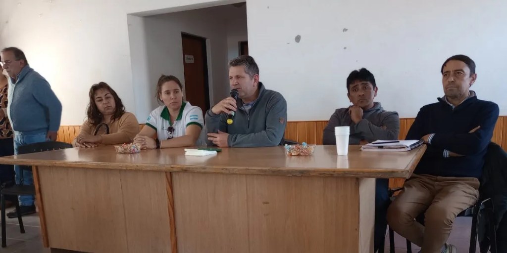 El Gobierno Provincial se reunió con pobladores y productores de Gualjaina y&nbsp;Cushamen