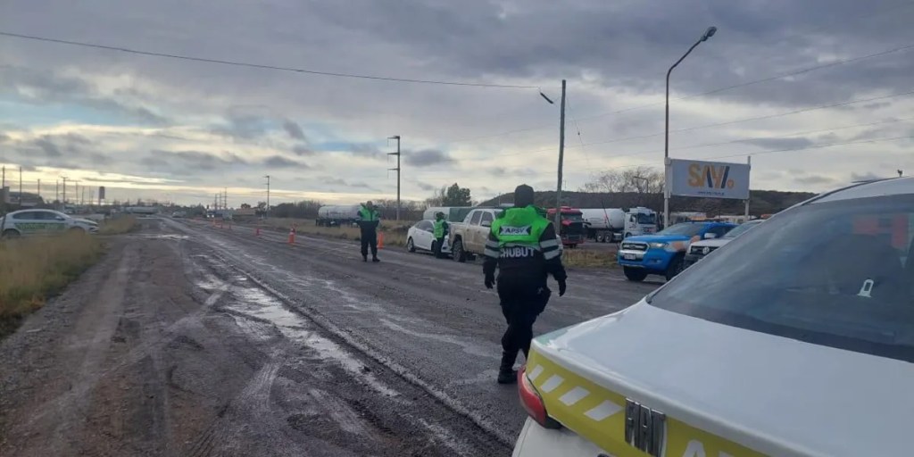 Provincia continúa trabajando para normalizar la circulación en el tramo Trelew – Comodoro Rivadavia de la Ruta&nbsp;3