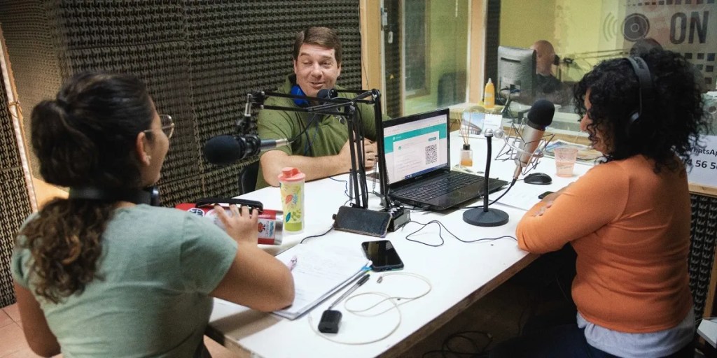 Radio Municipal de Rawson inició el programa llamado “Club de 4&nbsp;patas”