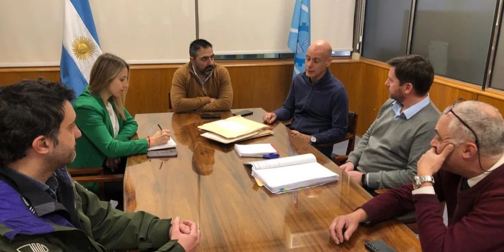 Se realizó la apertura de sobres de ofertas para la compra de dos ambulancias para el&nbsp;ISSyS