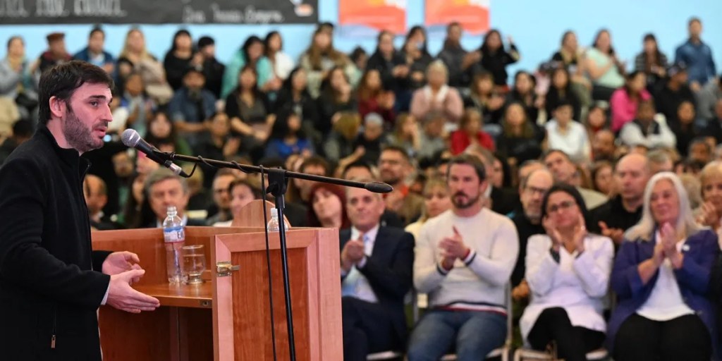 Torres: “Estamos lanzando el plan de alfabetización más ambicioso de la historia de&nbsp;Chubut”