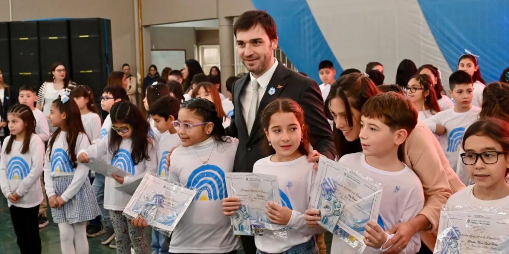 Torres: “Las escuelas construyen ciudadanía y forjan nuestro&nbsp;futuro”