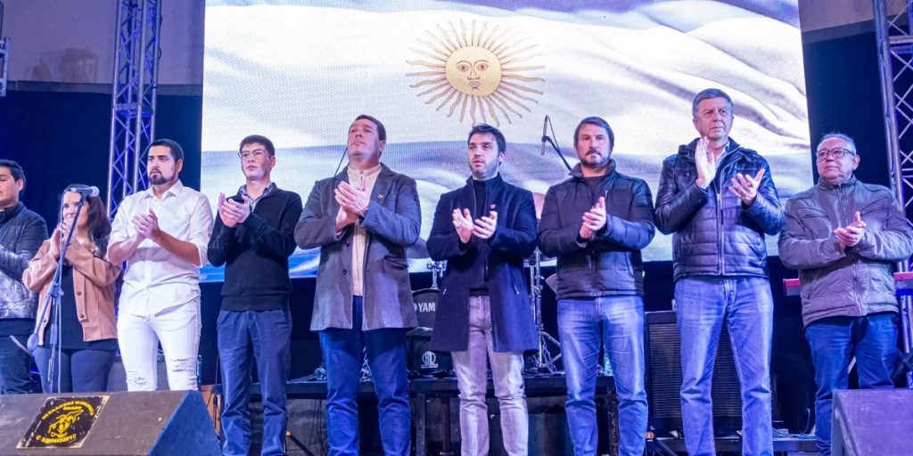 Torres y Biss encabezaron la celebración del 69° aniversario de Chubut que se realizó en&nbsp;Rawson