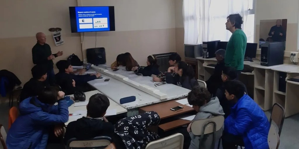 Rawson: Ambiente brindó charla informativa de residuos orgánicos a estudiantes de la Escuela N°&nbsp;776