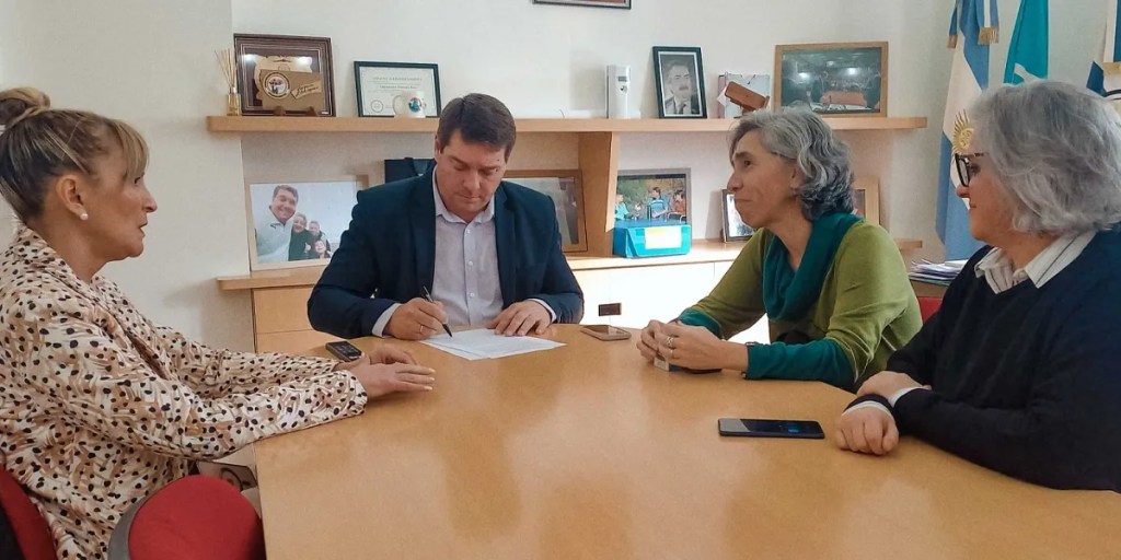 Biss firmó convenio con la Universidad del Chubut para potenciar y articular&nbsp;acciones
