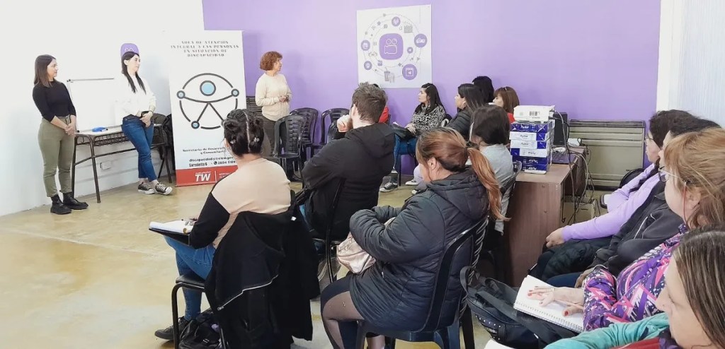 Con gran convocatoria comenzó el taller de «Cuidado para&nbsp;cuidadores»