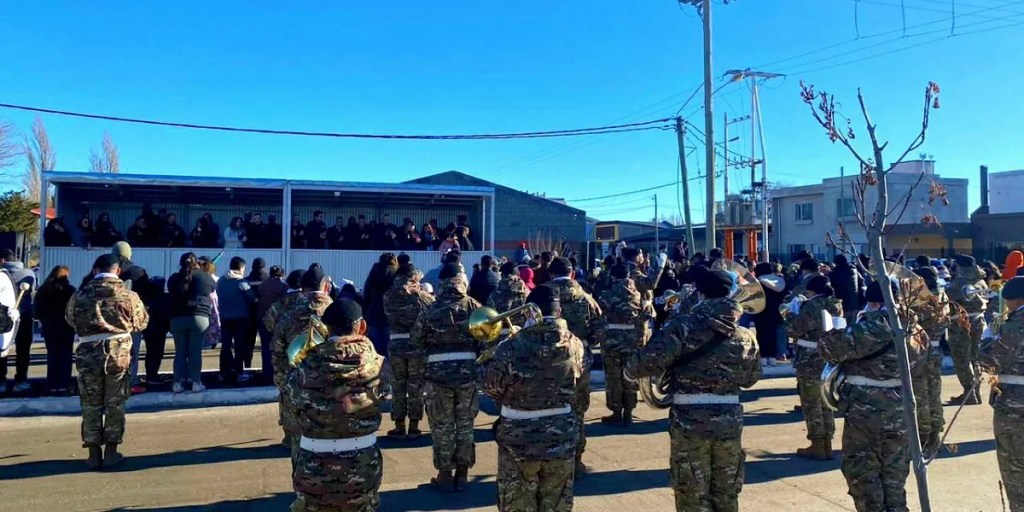 El Gobierno Provincial participó del acto por el 127° aniversario de&nbsp;Sarmiento