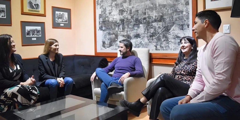 Merino y Papaiani coordinan acciones sociales en&nbsp;Trelew