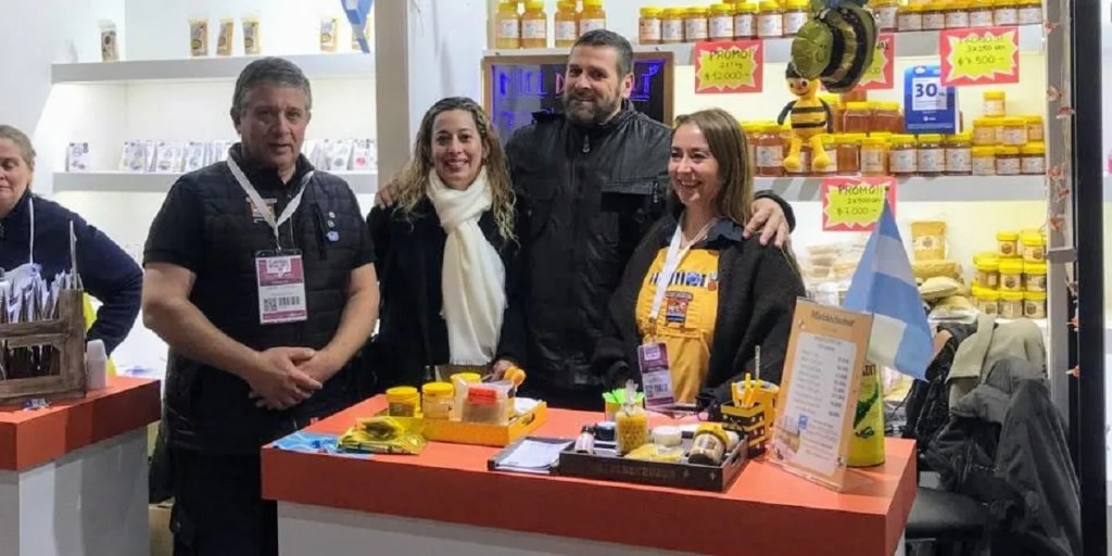 El Municipio de Trelew nutre vínculos institucionales con distintas&nbsp;localidades