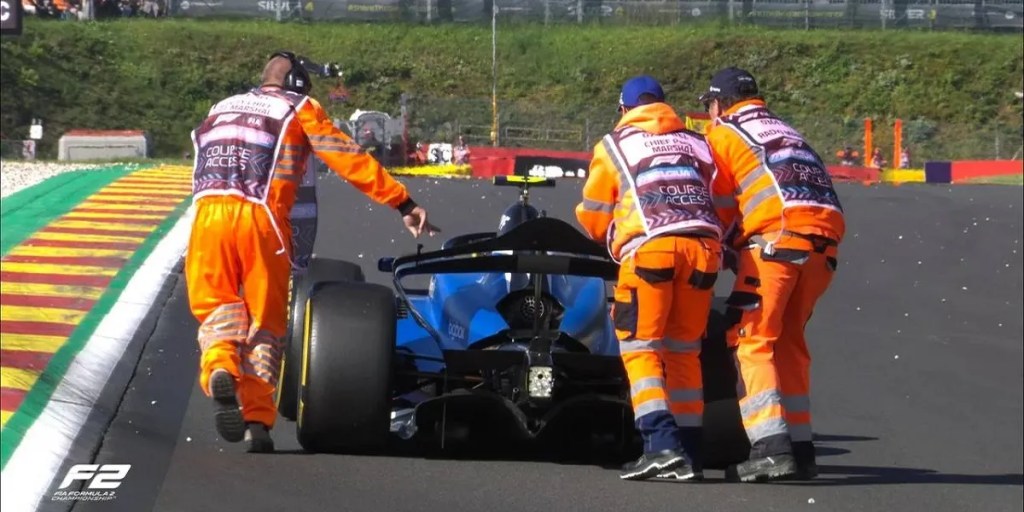 Franco Colapinto, Gran Premio de Bélgica, Fórmula 2, Spa Francorchamps, abandono, carrera, automovilismo, Isack Hadjar, Gabriel Bortoleto, Jak Crawford, safety car