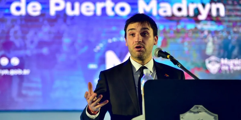 Torres anunció la finalización de la autovía&nbsp;Madryn-Trelew