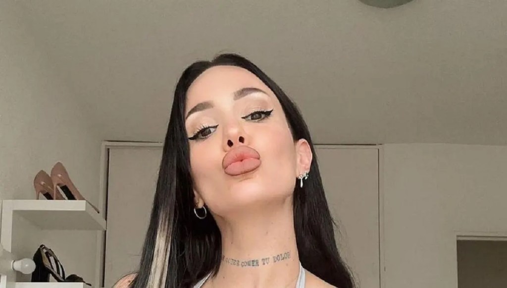 VIDEO | La Joaqui y Luck Ra confirman su romance desde&nbsp;España