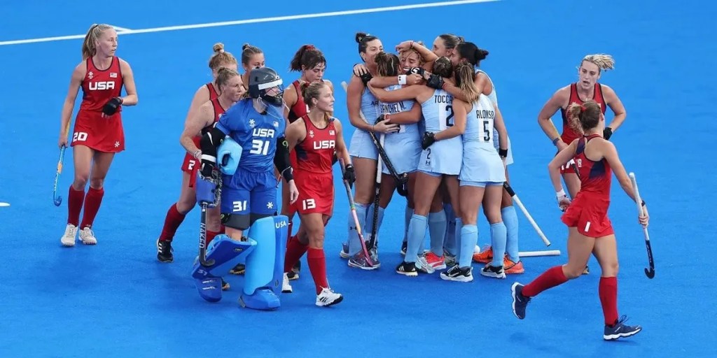 Las Leonas, hockey sobre césped, Juegos Olímpicos de París, victoria, Estados Unidos, Rocio Sánchez Moccia, Agustina Gorzelany, Julieta Jankunas, Zoe Díaz, Grupo B, Fernando Ferrara, medalla de oro, equipo argentino, debut olímpico