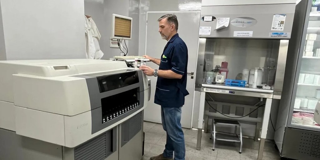 Nuevo equipo de quimioluminiscencia mejora el procesamiento de muestras en&nbsp;Chubut