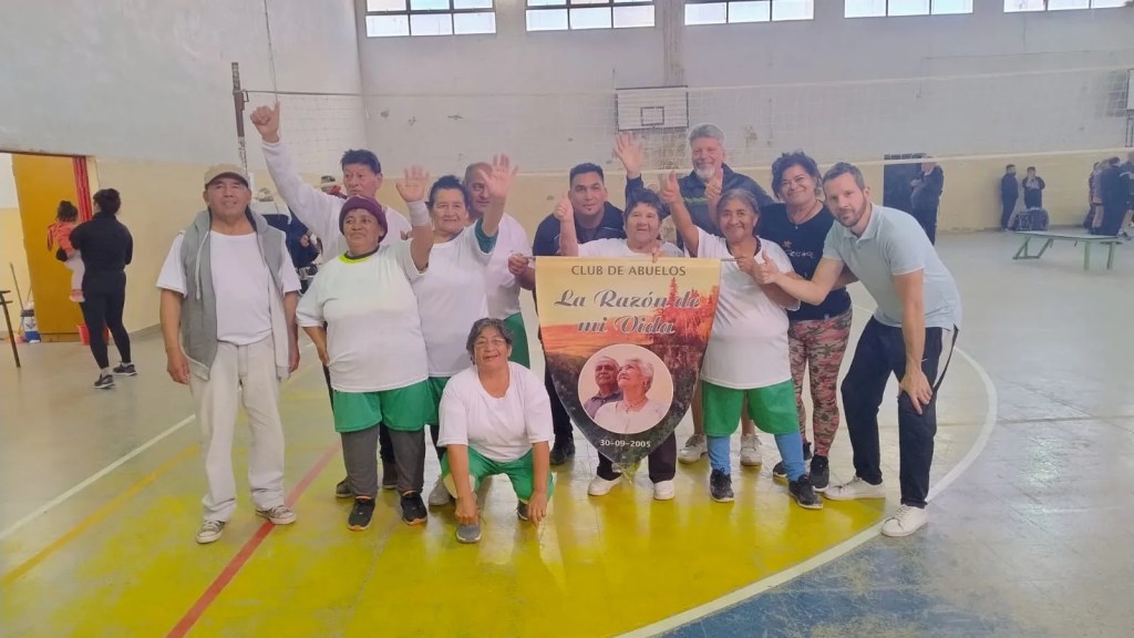 Juegos Chubutenses, newcom, adultos mayores, Trelew, La Razón de mi Vida, deporte para mayores, educación física, envejecimiento activo, participación deportiva, bienestar en la tercera edad, salud y deporte, pilates para mayores, actividades recreativas, vida saludable, espíritu de equipo.