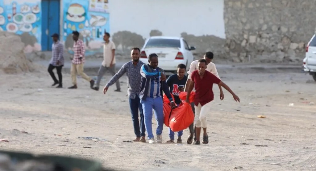Ataque en Hotel de Mogadiscio deja más de 30 muertos y decenas de&nbsp;heridos