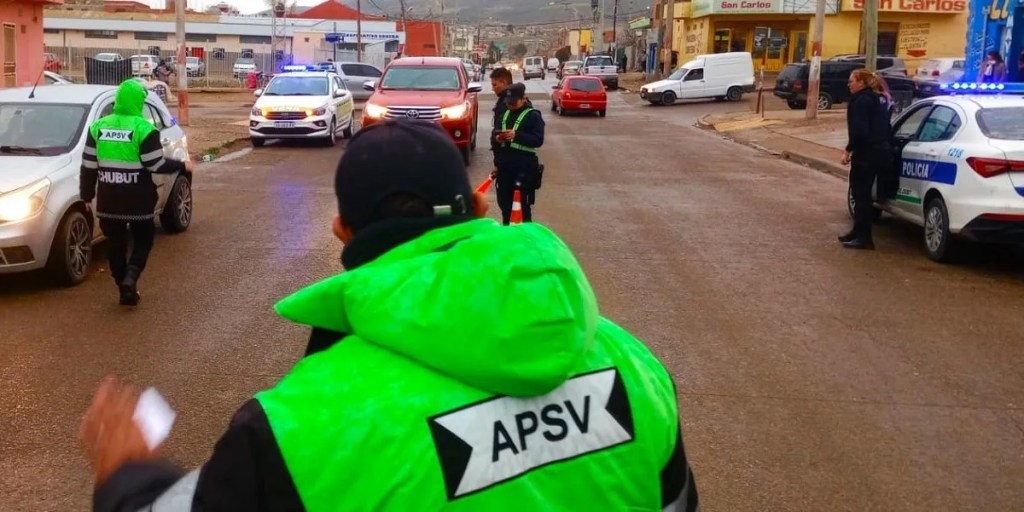 seguridad vial, Chubut, Ignacio Torres, control de alcoholemia, Policía del Chubut, infracciones de tránsito, prevención vial, operativos de control, rutas provinciales, Ministerio de Seguridad y Justicia, conductores alcoholizados, Rawson, Playa Unión, Trelew, Gaiman, Comodoro Rivadavia, Rada Tilly, Esquel, Comarca Andina