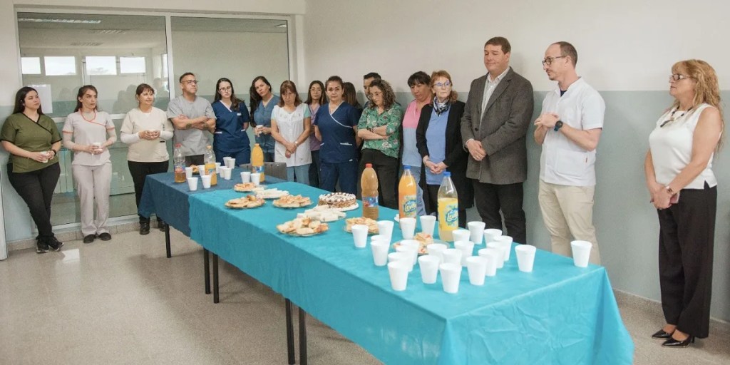 Hospital Subzonal Santa Teresita, Rawson, Damián Biss, salud pública, aniversario hospital, Sebastián Restuccia, Alicia Cicalese, desarrollo social, calidad de vida, atención médica, ambulancia nueva, mejoras hospitalarias, planificación en salud, apoyo municipal, gestión sanitaria, Rawson salud