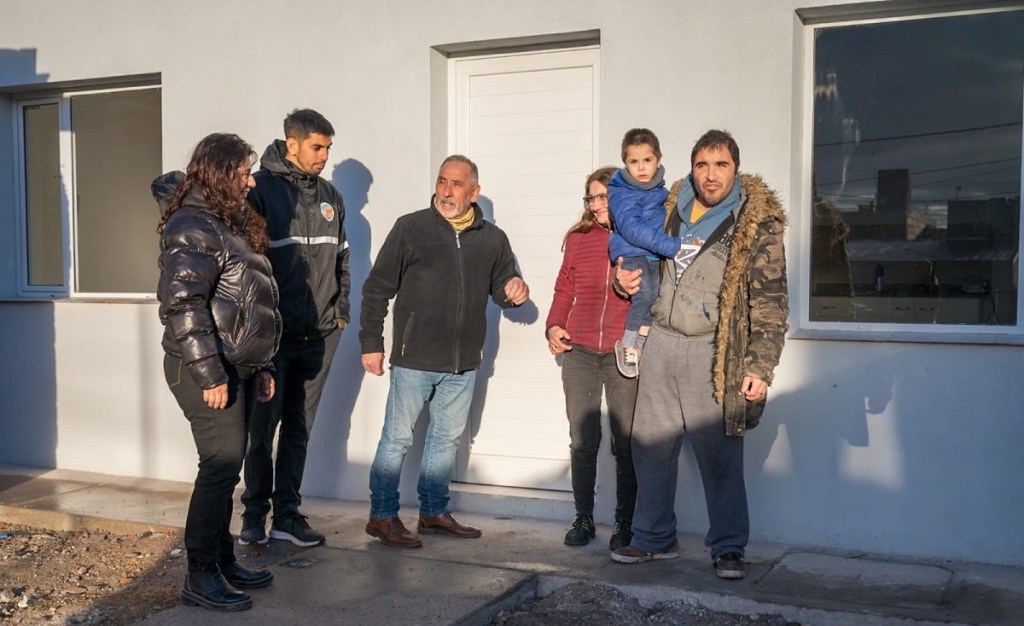 La Municipalidad de Rawson y el IPV entregaron una vivienda reconstruida en el Área&nbsp;12