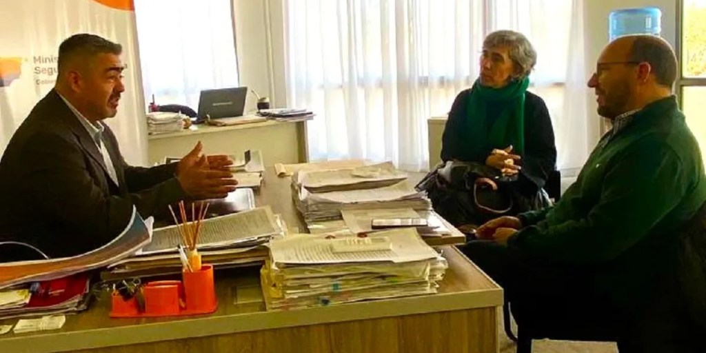 Chubut, policía, licenciatura, diplomatura, peritaje forense, educación, seguridad, gobierno, universidad, delitos cibernéticos, formación profesional, Héctor Iturrioz, Marcela Freytes Frey, capacitación, Ignacio Torres, UDC