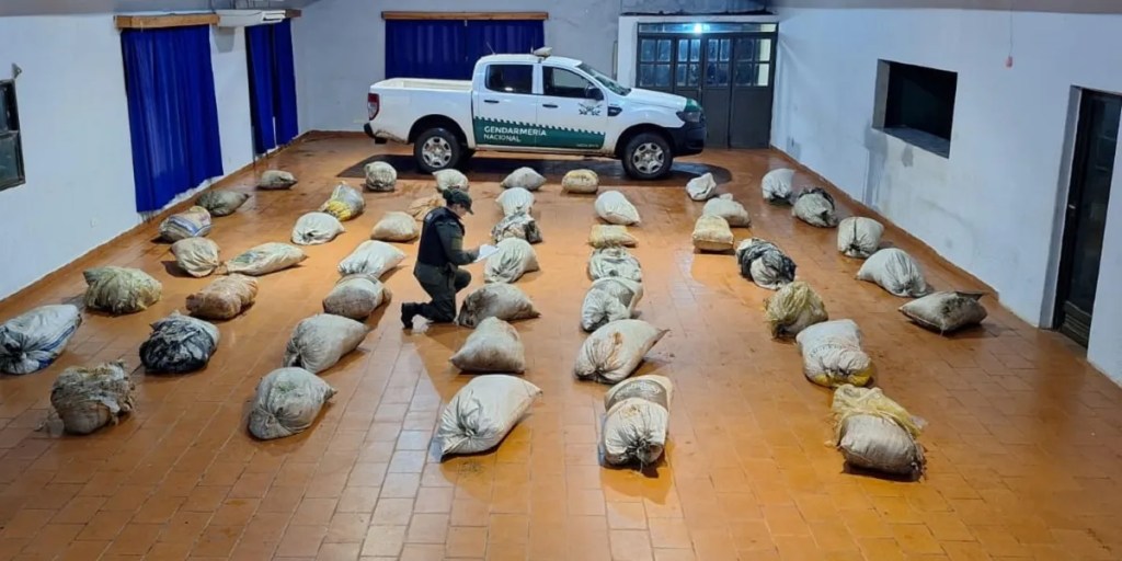 Misiones, narcotráfico, Policía Federal, marihuana, incautación de drogas, Superintendencia de Drogas Peligrosas, operativos fronterizos, Ministerio de Seguridad, drogas, inteligencia criminal, canes entrenados, lucha contra el narcomenudeo, patrullaje, zona selvática, contrabando