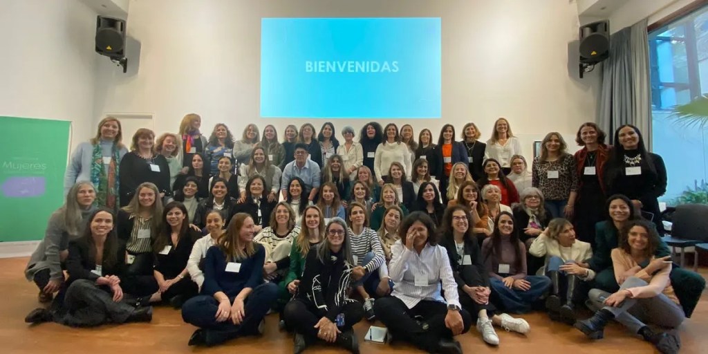 Mariela Brito, CIPPEC, Mujeres Líderes en Salud, liderazgo en salud, Chubut, salud pública, Ignacio Torres, Sergio Wisky, UBA, gestión sanitaria, equidad en salud, liderazgo femenino, red federal de trabajo, neurociencias, liderazgo compasivo