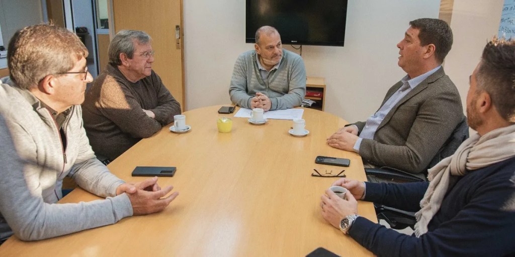 Rawson, Plan de Desarrollo Urbano, infraestructura, servicios públicos, Damián Biss, Marcelo Mammoliti, acueductos, planificación urbana, Chubut, crecimiento urbano, agua potable, planta potabilizadora, Concejo Deliberante, planificación a largo plazo, recursos hídricos