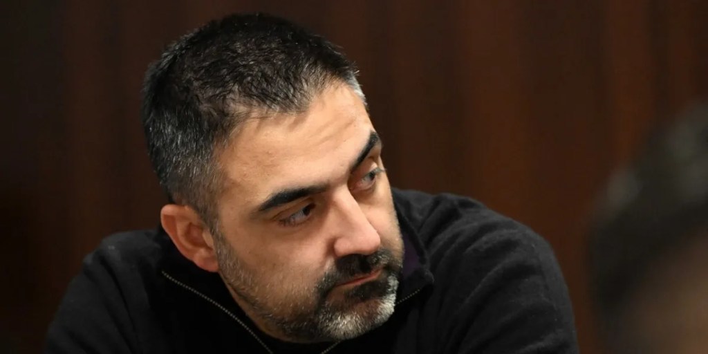 Comodoro Rivadavia, leucemia, trasplante de médula, Hospital Británico, Buenos Aires, obra social, ISSyS, derivación urgente, viáticos, alojamiento, tratamiento, punción de médula ósea, Rodrigo San Martín, SEROS, acompañamiento familiar