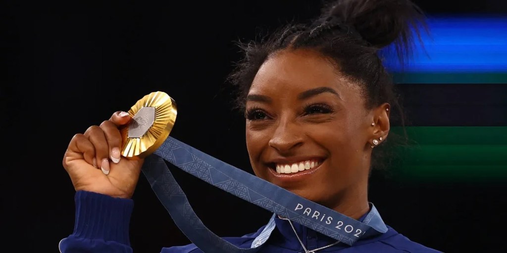 Simone Biles, París 2024, medalla de oro, gimnasia artística, Rebeca Andrade, Sunisa Lee, Juegos Olímpicos, récords olímpicos, twisties, salud mental, Estados Unidos.