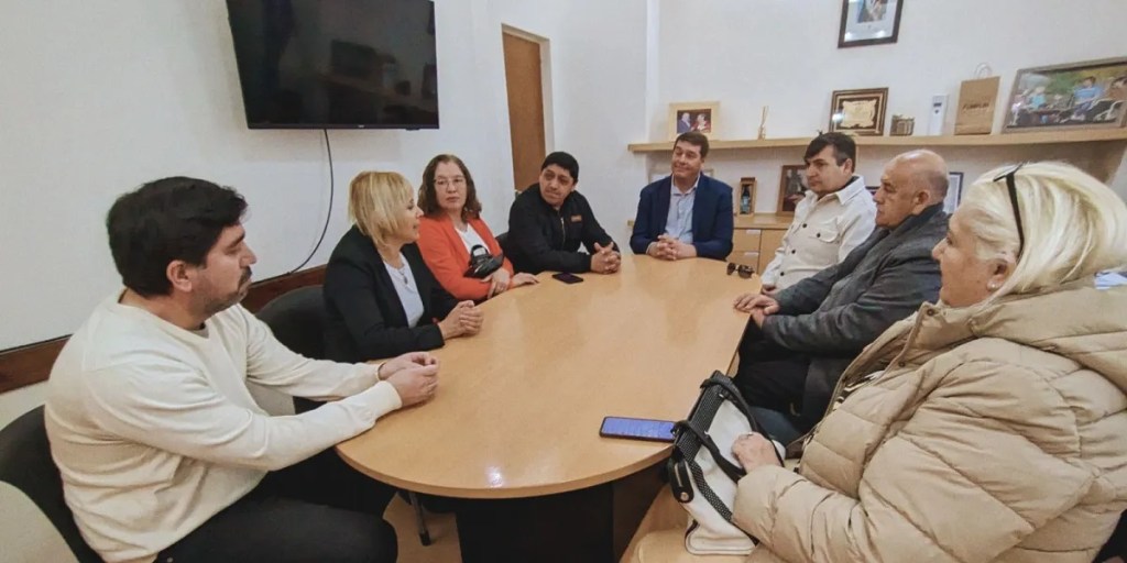 Damián Biss fortalece lazos con líderes religiosos para futuros proyectos sociales en&nbsp;Rawson