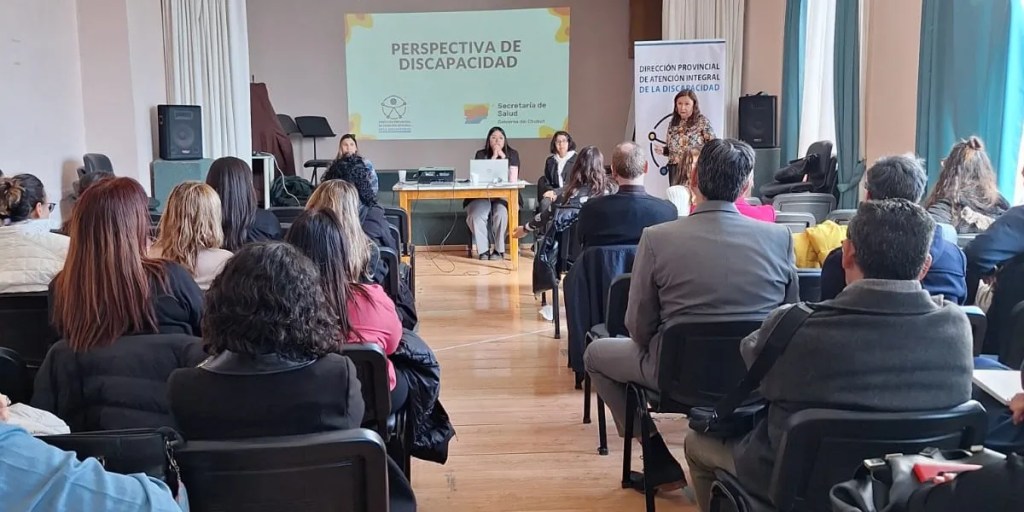 discapacidad, capacitación, Trelew, Chubut, Ignacio Torres, cupo laboral, inclusión laboral, Defensoría Pública, Resolución 723/23, Micaela Ávila, Melina Santos Celis, Ayelén Zárate, ISSyS, Secretaría de Salud Chubut, Defensa Pública, perspectiva de discapacidad