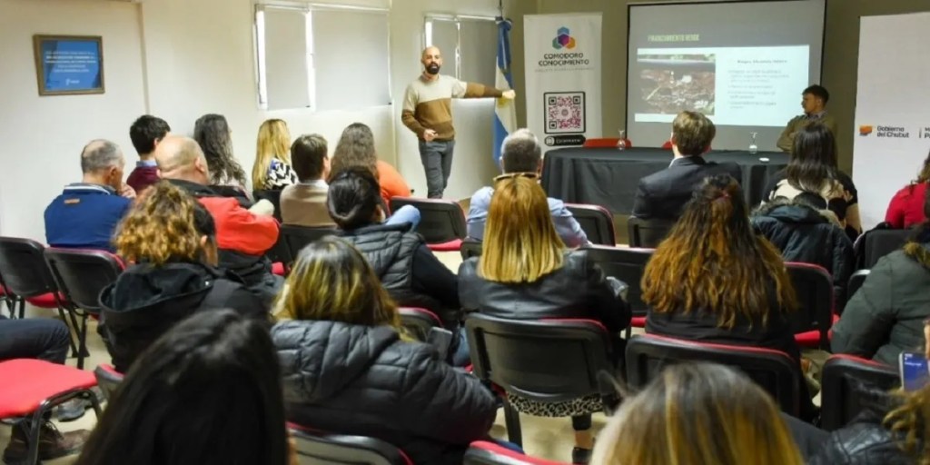 emprendedores, Chubut, financiamiento, CFI, Ignacio Torres, producción regional, cadenas de valor, financiamiento verde, desarrollo productivo, mujeres emprendedoras, Comodoro Rivadavia, Puerto Madryn, Río Mayo, Fondo de Garantía, Ministerio de Producción, Ministerio de Turismo