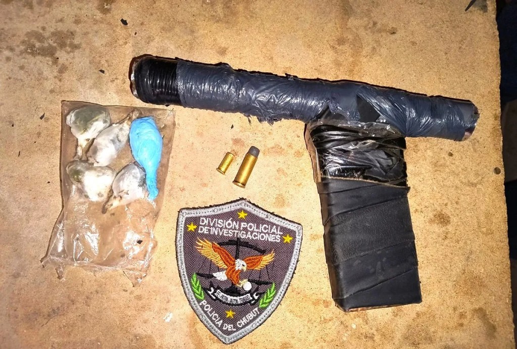 Trelew, tentativa de robo, adolescentes, arma blanca, tumbera, detención, Policía del Chubut, División de Investigaciones, comisario Franco Soto, Ministerio Público Fiscal, delincuencia, seguridad, operativo policial