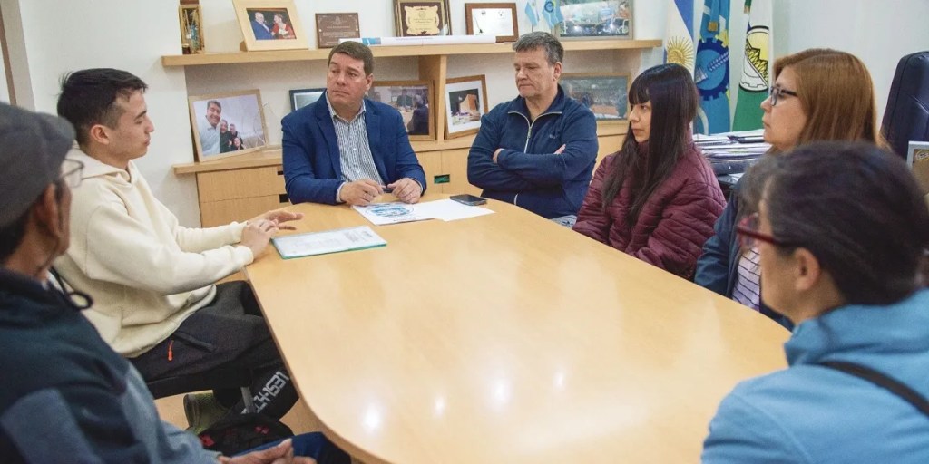 Taekwondo, Rawson, Damián Biss, Torneo Panamericano, ITF Unión, Escuela Dosan, arte marcial, campeonato internacional, deporte, Santiago Erlains, deportes Rawson, Buenos Aires, competencia deportiva, apoyo municipal, autogestión deportiva, eventos interprovinciales