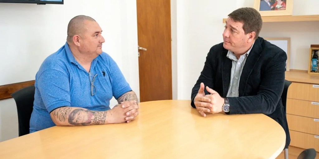 Club Social y Deportivo Roca, aniversario de Rawson, obras deportivas, cancha de fútbol, actividades culturales, Diego Soler, Damián Biss, Rawson, 159 aniversario, vestuarios, adoquinado, desfile cívico-militar, deporte en Rawson, obras en clubes, clubes deportivos, celebraciones aniversario