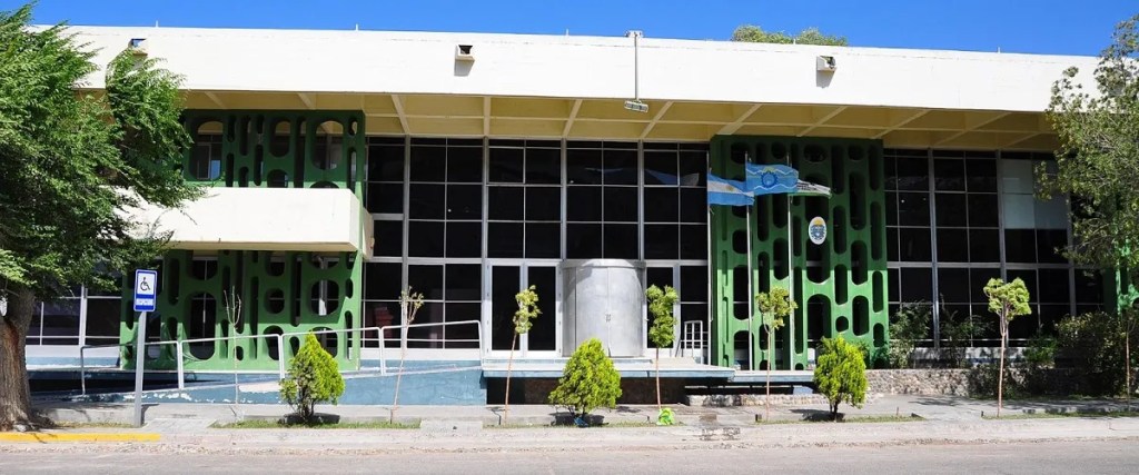 ISSyS, ATOCH, Seros, salud Chubut, traumatología, Sergio Wisky, Martín Pérez, Sergio Jaime, plan de pago, reuniones quincenales, atención médica, servicios de salud, Chubut, eficiencia en prescripciones, calidad en atención, afiliados Seros, sistema de salud Chubut, ISSyS, SEROS, afiliados indirectos, doble cobertura, documentación de afiliación, Certificación Negativa ANSES, obra social, cónyuges, convivientes, afiliación, Ley 2015, PAMI, regularización, Instituto de Seguridad Social y Seguros, Chubut, elecciones ISSyS, vocales ISSyS, Instituto de Seguridad Social, afiliados ISSyS, elecciones Chubut, vocales activos, vocales pasivos, Junta Electoral ISSyS, Elena Rubilar, Rodrigo San Martín, carnet de afiliación digital, APP ISSyS, voto electrónico, seguridad social, votaciones