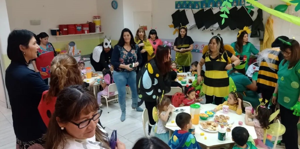 Jardín Maternal Pichi Ayelén, aniversario, Trelew, educación infantil, contención social, Mariana Medina, Marcela Mangini, María Emilia Damadio, Jardines Maternales, juegos infantiles, Trelew gobierno, actividades pedagógicas, estimulación temprana, ayuda social, donaciones gobierno, inscripción escolar