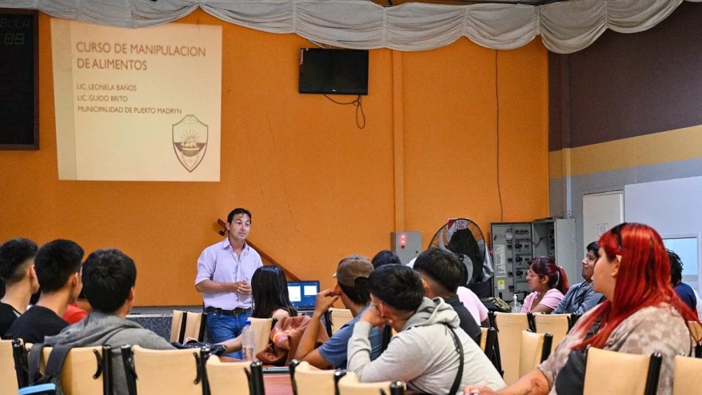 Puerto Madryn, curso, manipulación de alimentos, capacitación, seguridad alimentaria, barrio Gobernador Galina, Subsecretaría de Prevención, protección ciudadana, salud pública, inscripción, carnet de manipulador, comunidad, formación