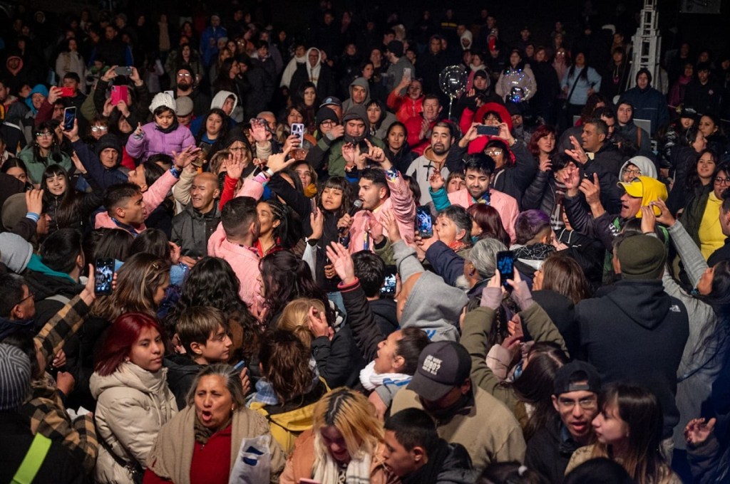 159 aniversario, Rawson, Los Palmae, festival aniversario, Noche de Cumbias, Sudestada, Damián Biss, Daniel Tamame, cultura, asado popular, clubes deportivos, música en vivo, sorteos, feriantes, artesanos, cumbia, celebración municipal