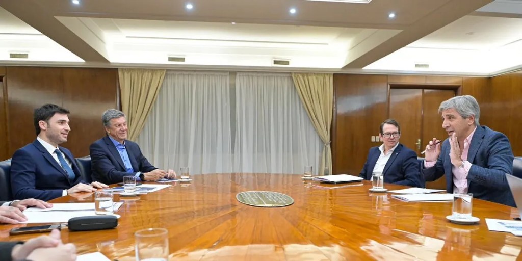 Ignacio Torres, desendeudamiento Chubut, acuerdo con Nación, superávit Chubut, conferencia Rawson, economía Chubut, balance financiero Chubut, gobierno provincial Chubut, Luis Caputo, Andrés Meiszner, Chubut en crecimiento, obras prioritarias Chubut, desendeudamiento provincial, gestión fiscal Chubut, política económica Chubut