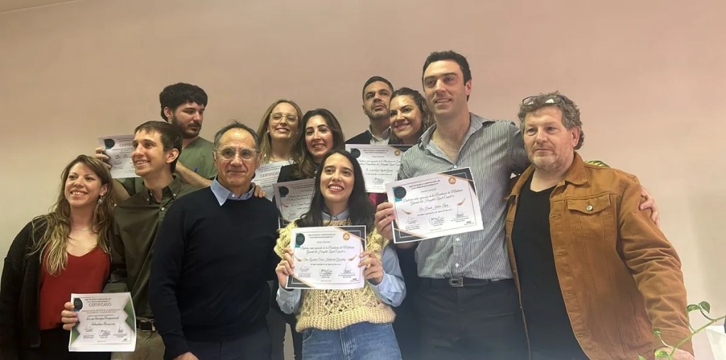 profesionales de la salud, residencias médicas, hospitales Chubut, Comodoro Rivadavia, Trelew, Puerto Madryn, Esquel, Rawson, salud pública, formación médica, recursos humanos salud, gobierno de Chubut, Ignacio Torres, sistema sanitario, capacitación en salud, servicios asistenciales