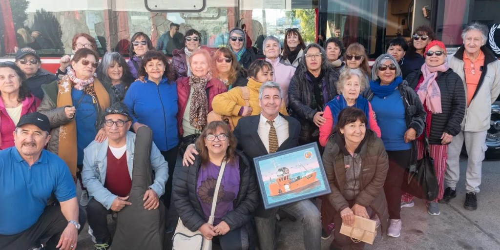 Cantum Piuke, Coro de Adultos Mayores, Rawson, Carlos Paz, Encuentro Coral, Coros de la Tercera Edad, Cultura, Leopoldo Zanelli, Claudia Irigoyen, Córdoba, música coral, intercambio cultural, evento internacional, Comodoro Rivadavia, Damián Biss, participación coral